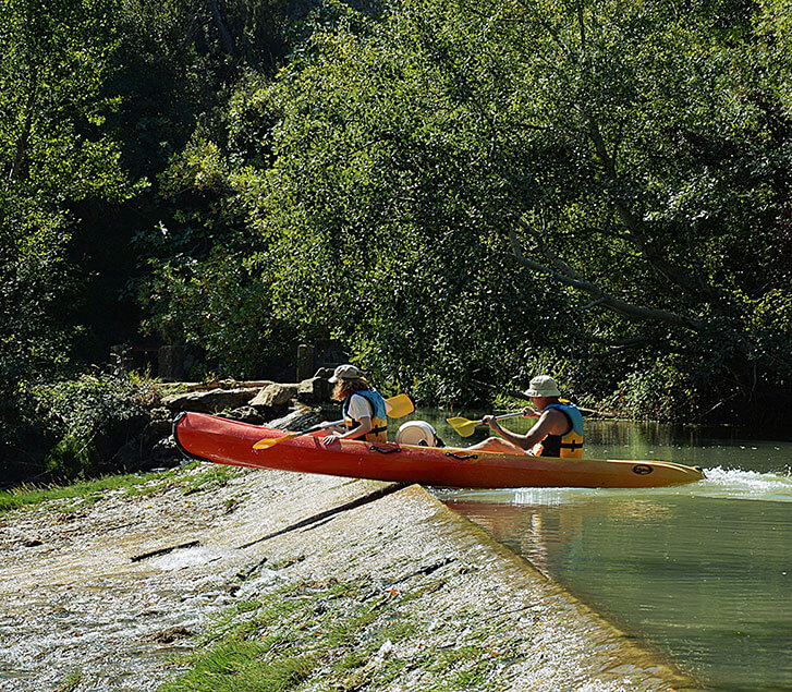                  Location de canoe kayak à Laroque dans l'Hérault   

            